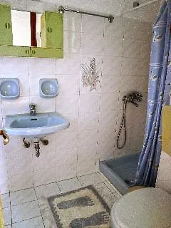 Paraskevi Apartment *